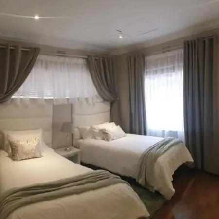 Home Away From Home Johannesburg Room photo