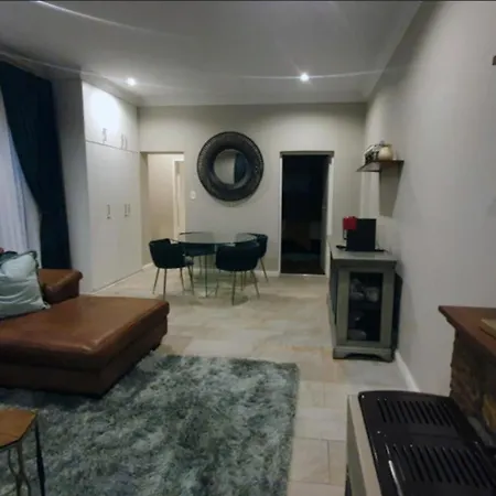 Home Away From Home Johannesburg Room photo
